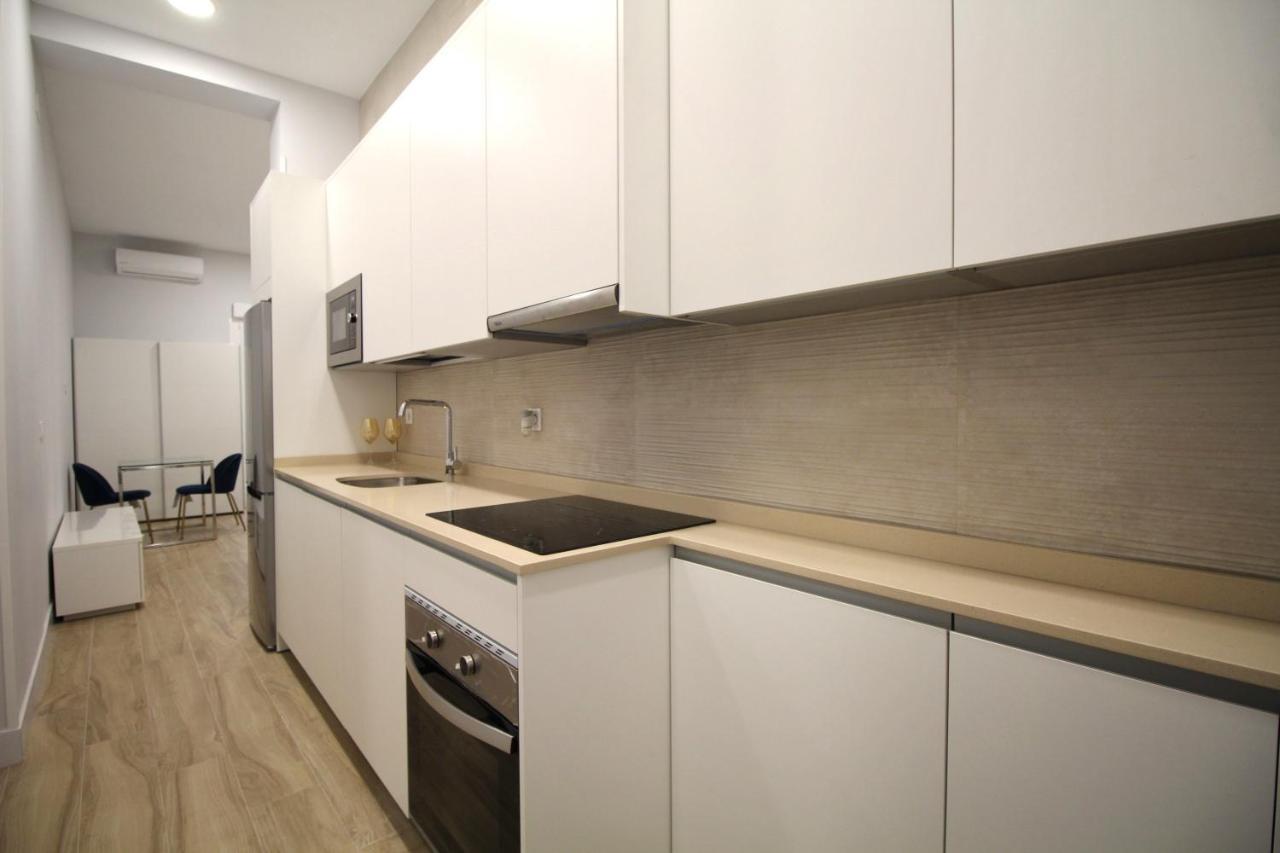 Apartamento En Embajadores Madrid Exterior photo